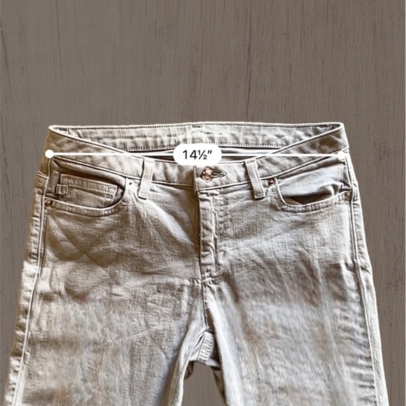 Michael Kors Light Grey Denim Capris‎ Woman’s Size 4 - Picture 4 of 6